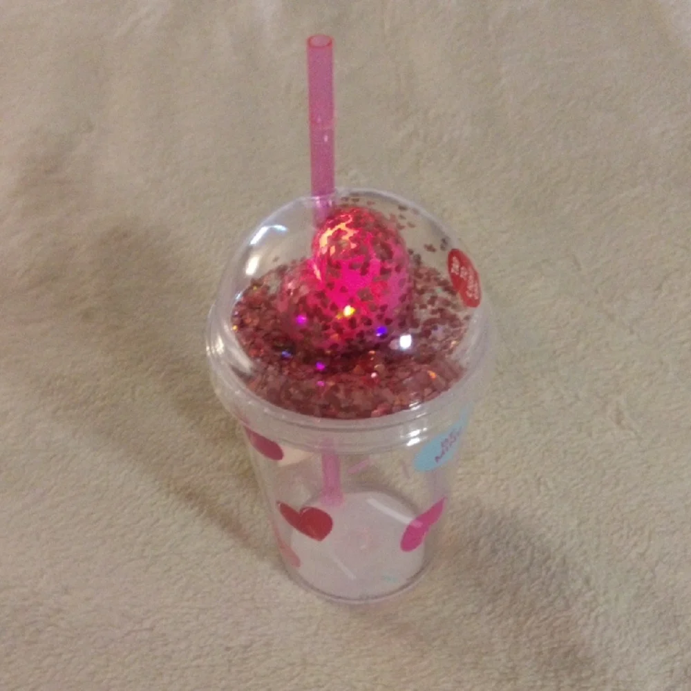 Light-Up Party Cup with Straw - Pink